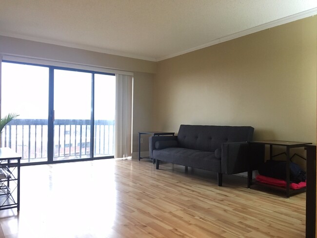 Building Photo - 15 North Beacon St Unit 603 Rental