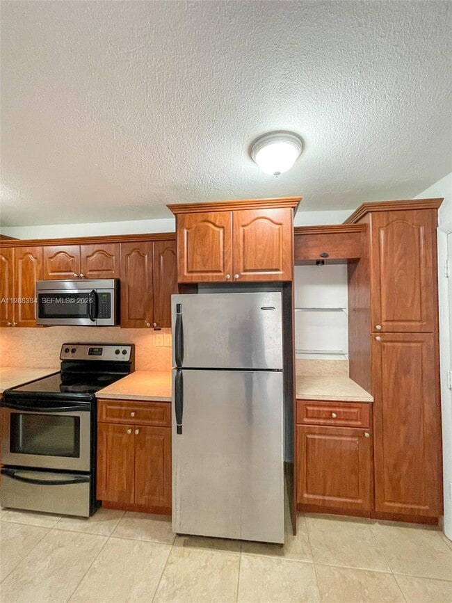 Photo - 4450 SW 67th Ave Unidad I