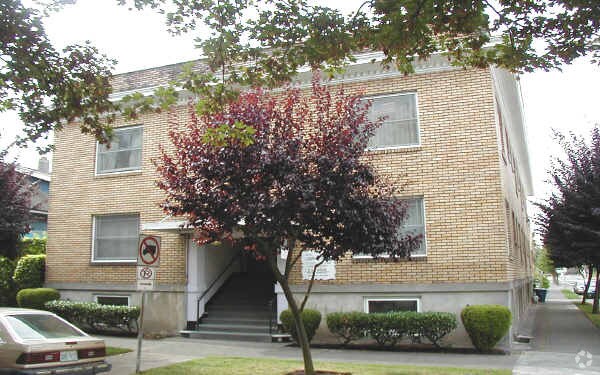 Photo - Monterey Apartments