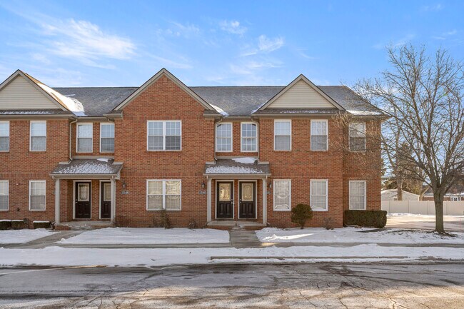 Photo - 13165 Turnberry