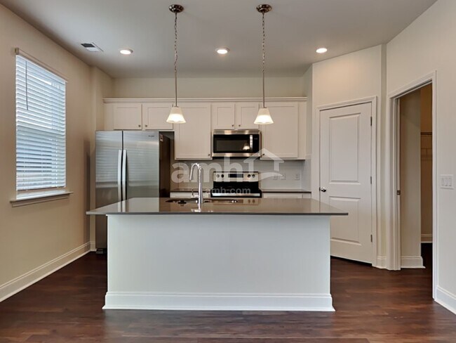 Photo - 509 Plumeria Ln