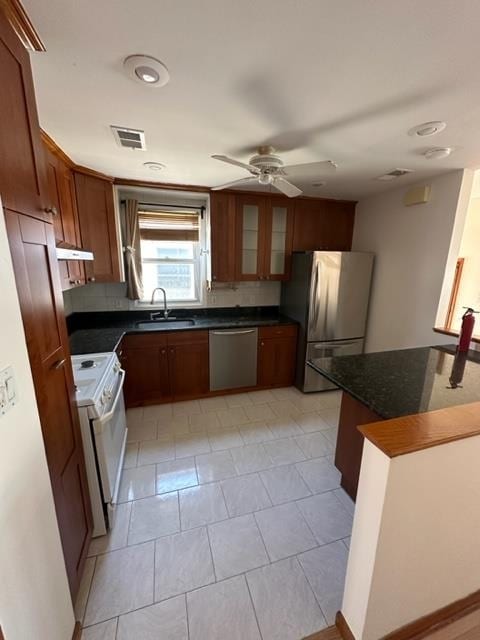 Photo - 156 W 21st St Unit 2
