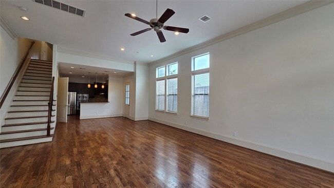 Building Photo - 5321 Inker St