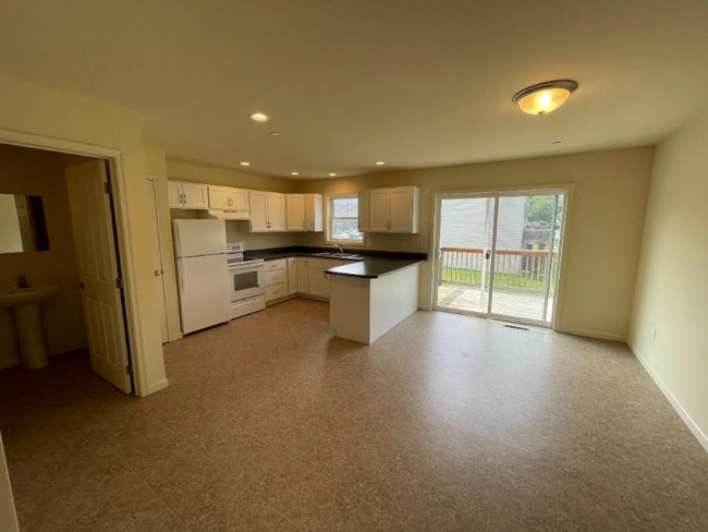 Photo - 904 Gregs Dr