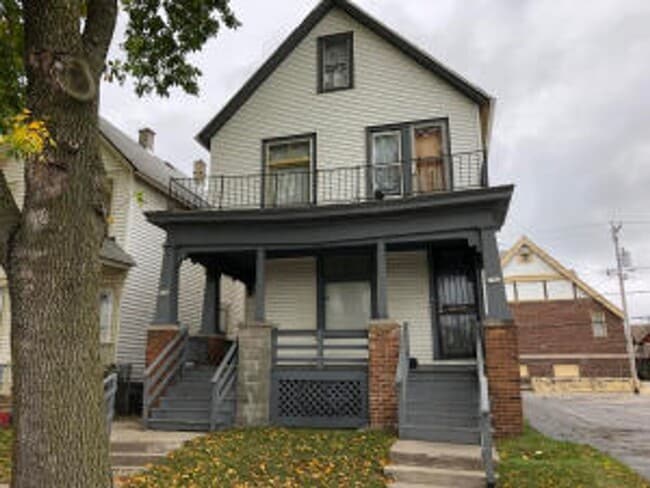 2945-2947 N. 8th St. (Duplex) - 2945-2947 N. 8th St. (Duplex) Apartment Unit 2947 Upper