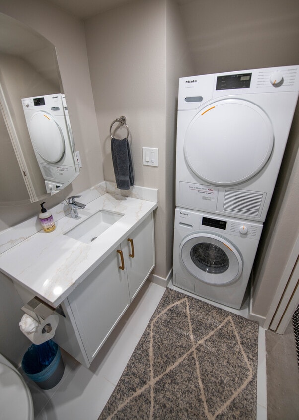 Photo - 1658 Lower Grand Ave (Piedmont, CA)