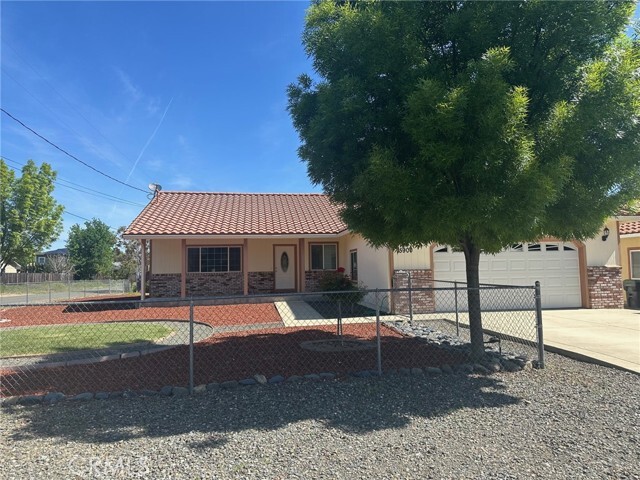 Photo - 15900 Young St Casa