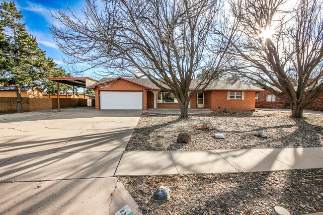 Building Photo - 1321 Piedmont Dr