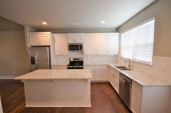 Photo - 2019 S Florida Way