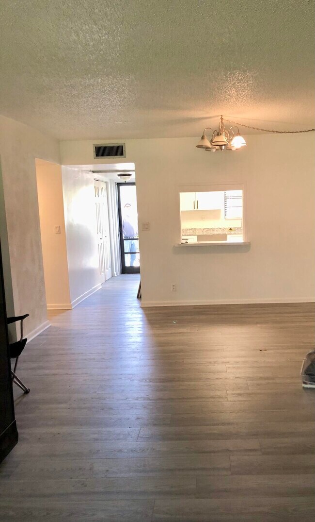 Photo - 9233 SW 8th St Unit 110