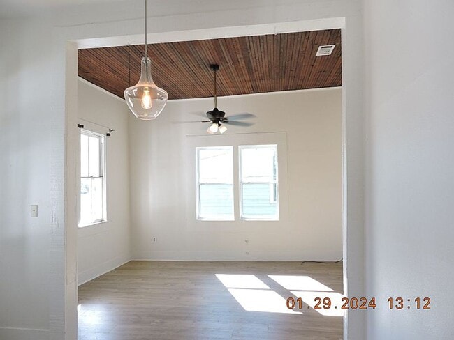 Photo - Great Garden District Cottage