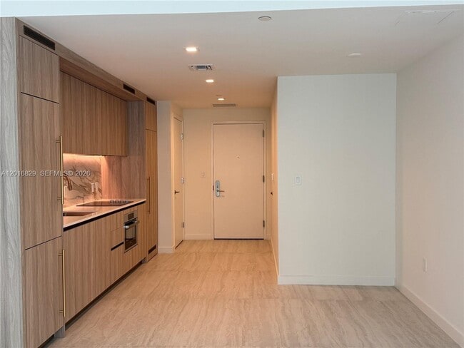 Photo - 77 SE 5th St Unit 2010