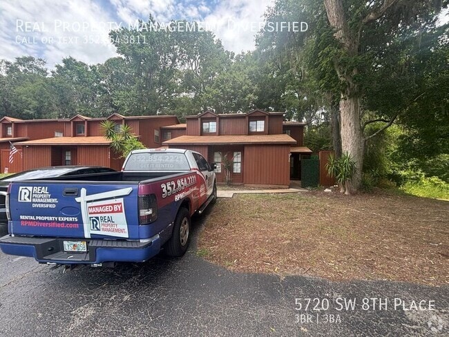 Building Photo - 5720 SW 8th Pl Rental