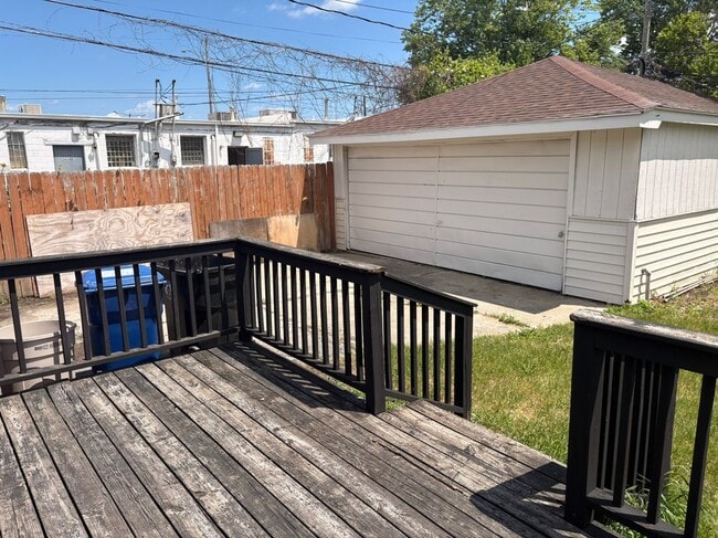 Photo - 11430 Lenore Ave