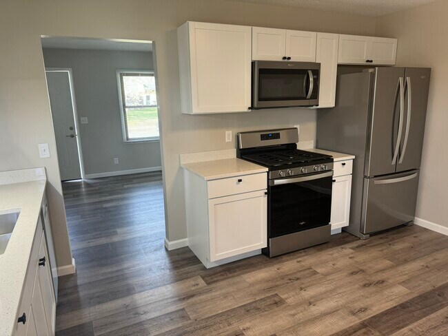 Photo - 1841 Valley Dr