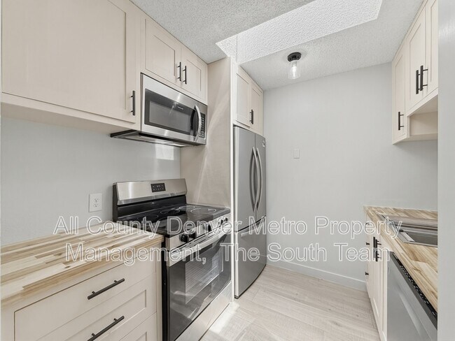 Photo - 2835 S Monaco St Pkwy Unit 1-308
