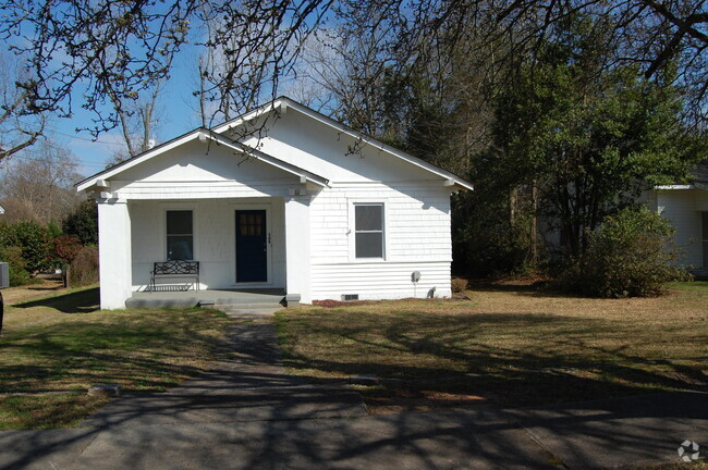 Building Photo - 209 Green St Rental