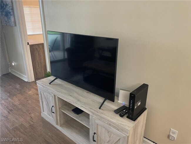 Photo - 9195 Michael Cir Unidad 1301