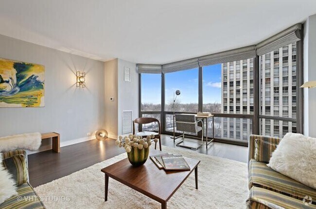Building Photo - 2650 N Lakeview Ave Unit 706 Rental