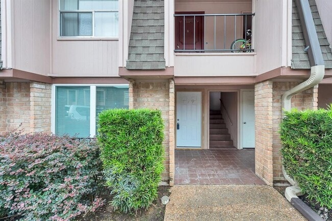 Building Photo - 12633 Memorial Dr Unit 179 Rental