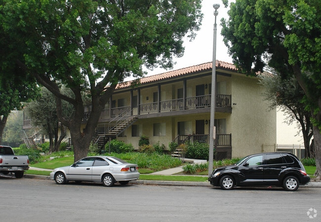 Villa Pointe Apartments