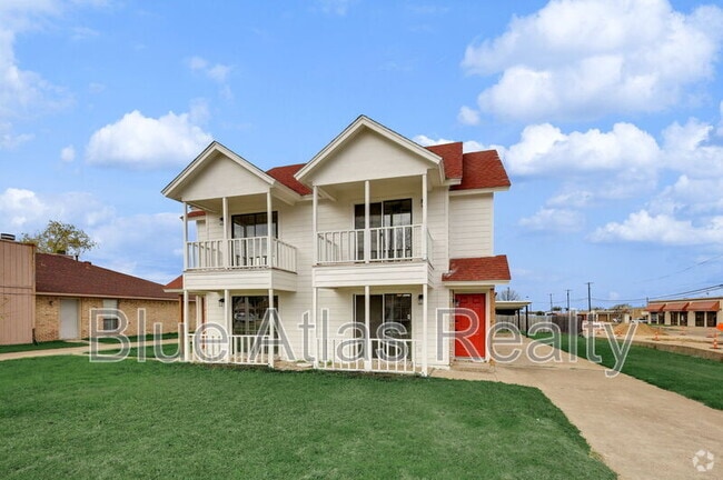 Building Photo - 2300 Indigo Ln Rental