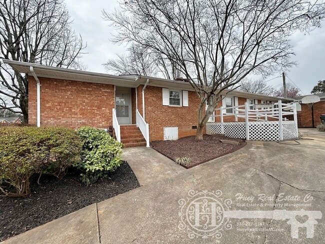 Photo - 204 Trail Four