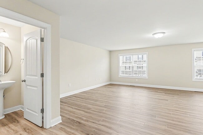 Photo - Three bedroom, 2.5 townhome in Mechanicsburg near Trindle Rd.