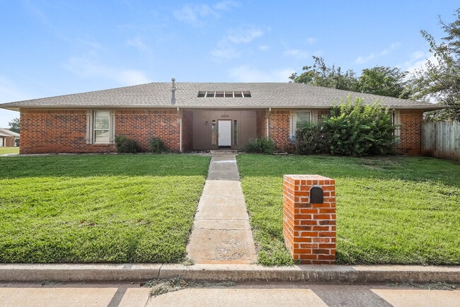 Building Photo - 10616 Basswood Canyon Rd
