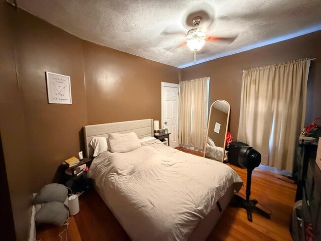 Photo - 42 Gibbens St Unit 2