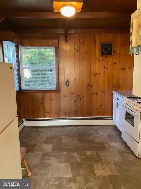 Photo - 1028 Mantua Pike Unidad D