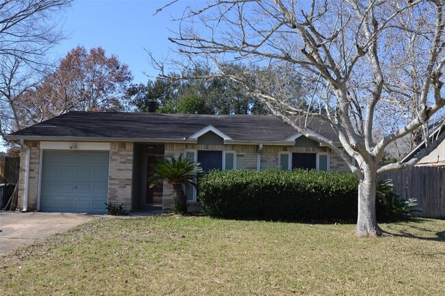 Building Photo - 17014 Blue Mist Dr