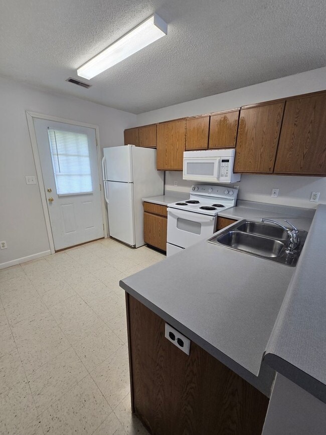 Photo - 2116-2118 Arlene Dr-2118 Arlene Dr Unit 2118 Arlene Dr