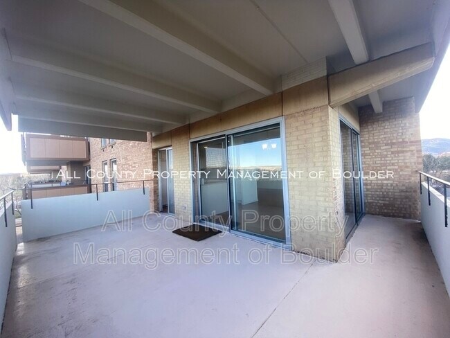 Photo - 500 Mohawk Dr Unit 504