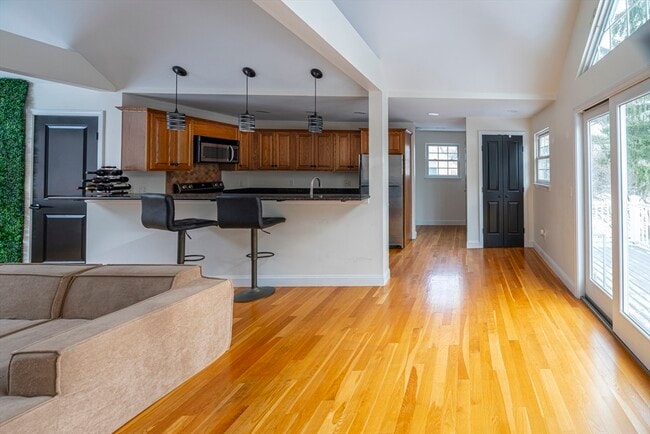 Photo - 1364 High St Unit 1