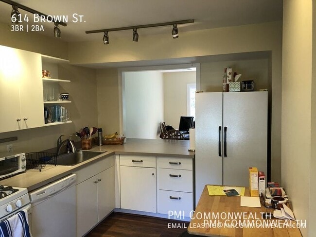 Photo - 614 Brown St