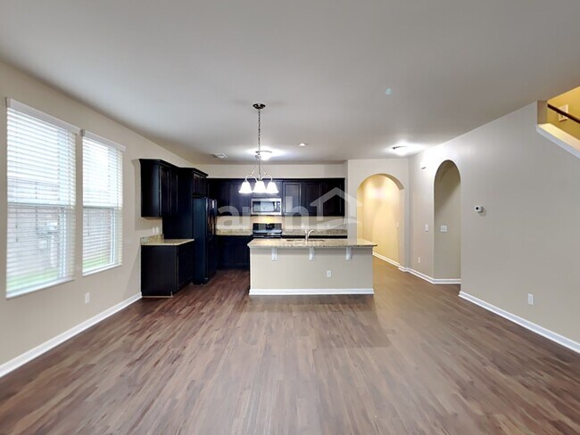 Photo - 407 Dunnwood Ct