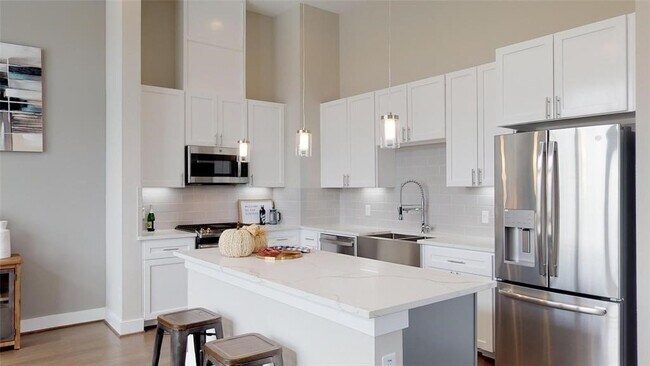 Photo - 7703 Kivu Ln