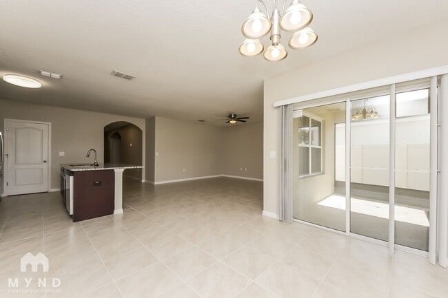 Photo - 1866 Green Dragon Dr