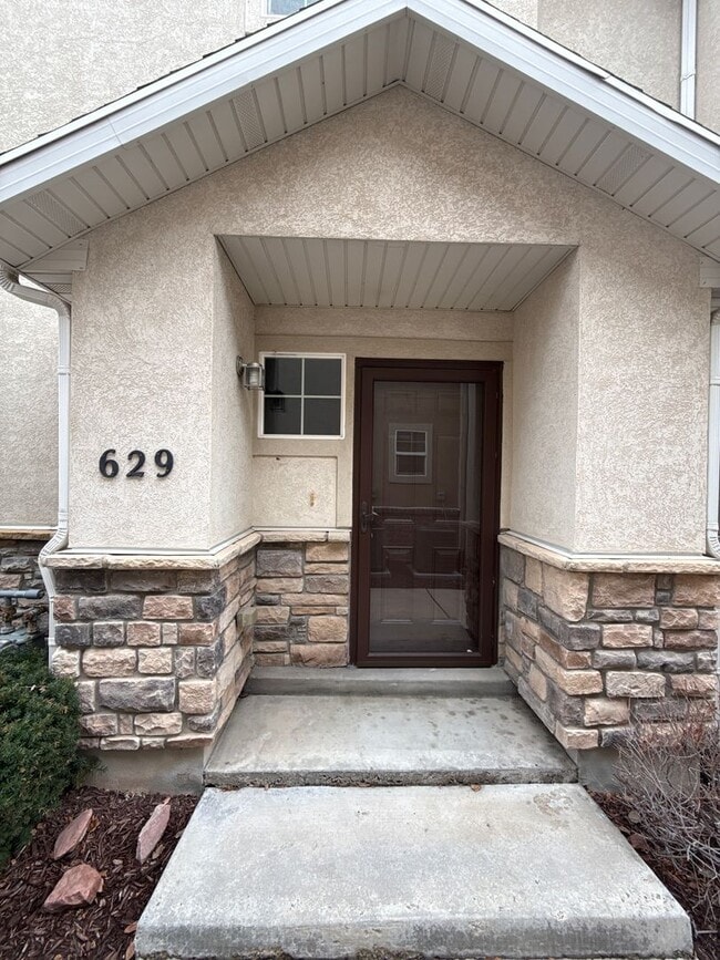 Photo - Beautifully Updated Foxboro Townhome – Steps from Nature Trails