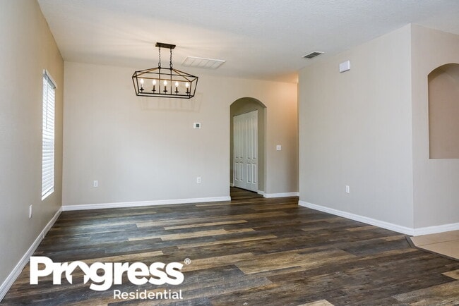 Photo - 6881 Glenbrook Dr