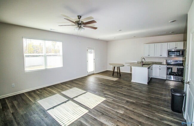 Photo - 167 Maple Spg Trl