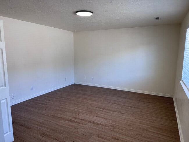 Photo - 1393 N 260 W