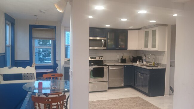 Photo - 67 Gore St Unit 2R