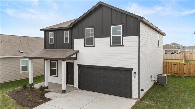 Photo - 113 Rother Pl