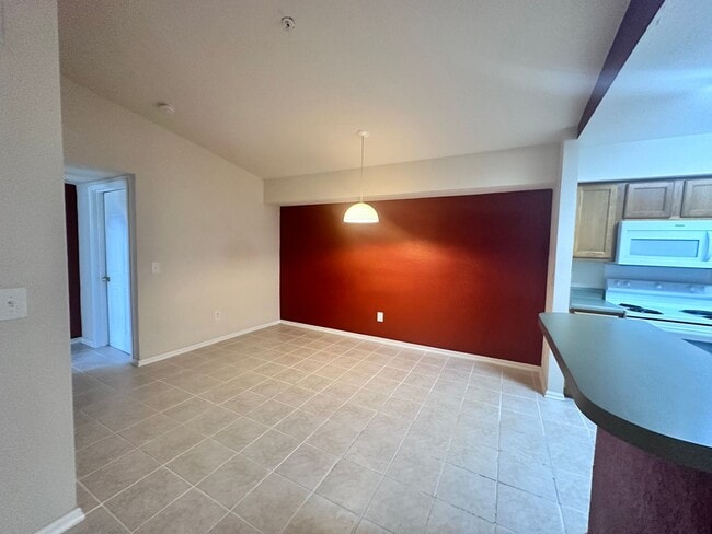 Photo - Spacious 1B/1B Unfurnished Condo near Beach in the Heart of Destin! Unit 348