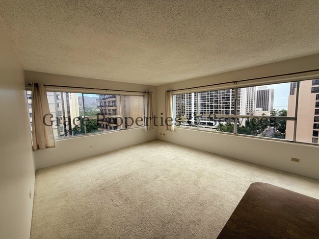 Building Photo - 0036BRU Unit 1201