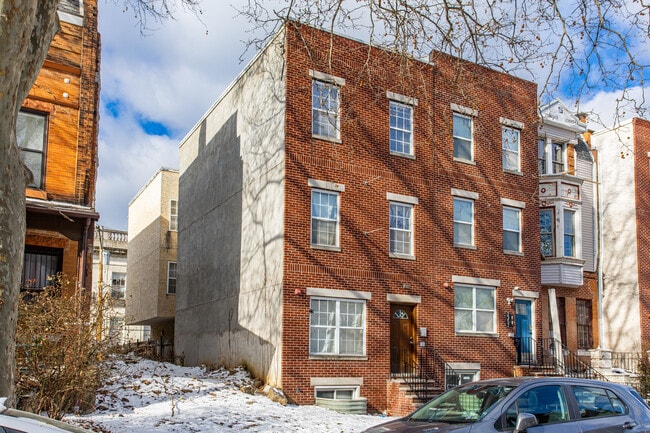 Photo - 2350 N Park Ave Unit 1