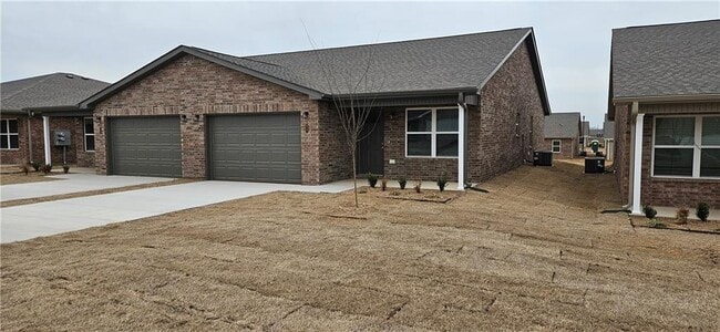 Photo - 527 NW 69th Ave Townhome