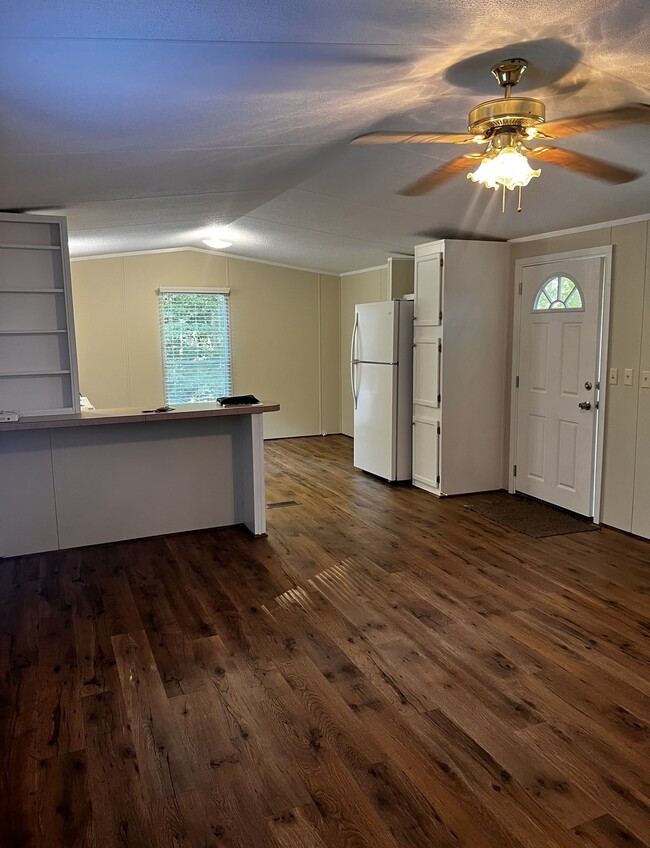 Photo - 183 Frank Hodges Dr